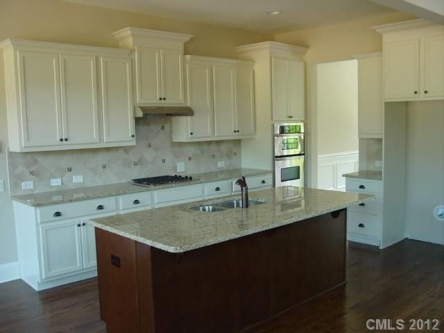 16114 Reynolds Dr, Fort Mill, SC 29707
