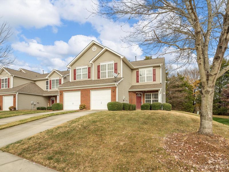 3226 Summerfield Ridge Ln, Matthews, NC 28105