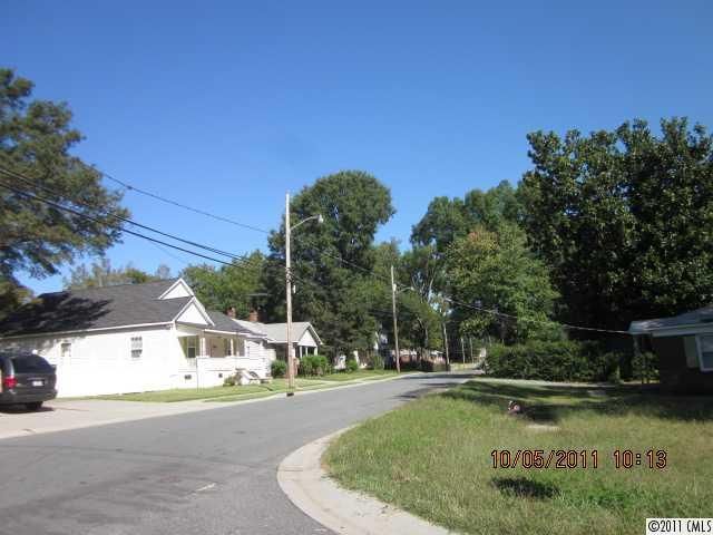 1300 Fairmont St, Charlotte, NC 28216