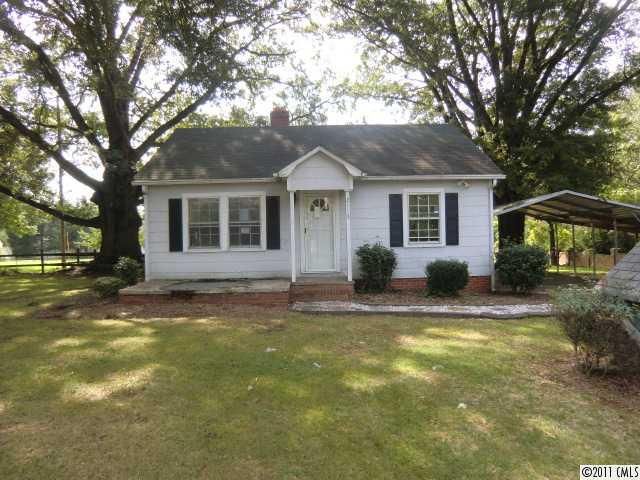 21115 Torrence Chapel Rd, Cornelius, NC 28031