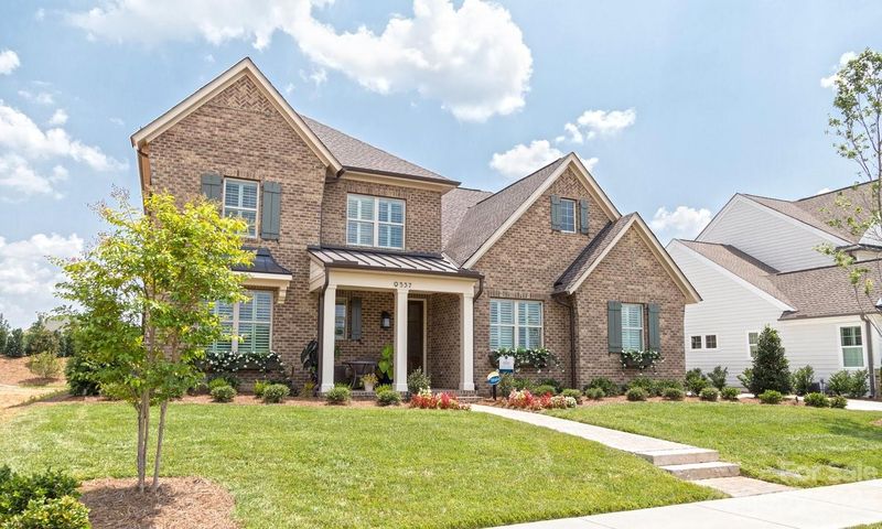 216 Bubbling Well Rd, Matthews, NC 28105