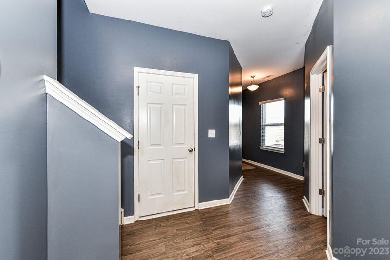 5120 Meadow Woods Dr, Lowell, NC 28098