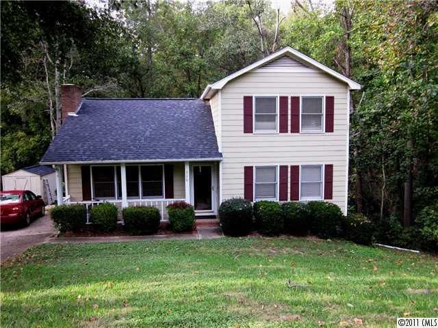 320 Treeline Dr, Belmont, NC 28012