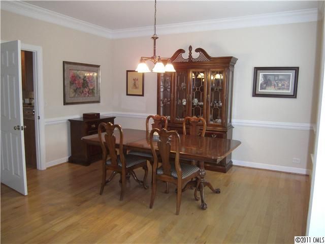 17813 Overland Forest Dr, Cornelius, NC 28031