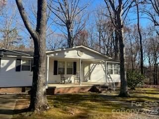 267 Hoover Rd, Troutman, NC 28166