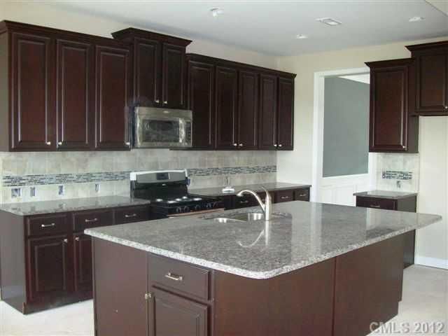 3115 Kennys St, Pineville, NC 28134