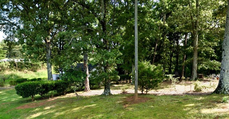 5117 Allison Ln, Charlotte, NC 28277