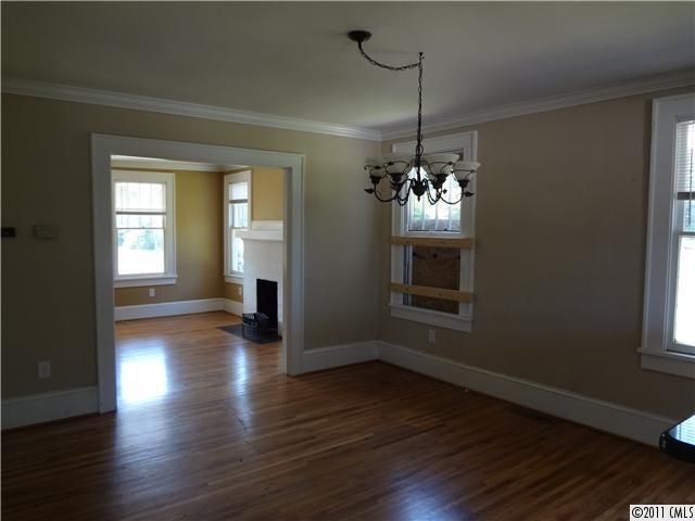 6100 Tuckaseegee Rd, Charlotte, NC 28214
