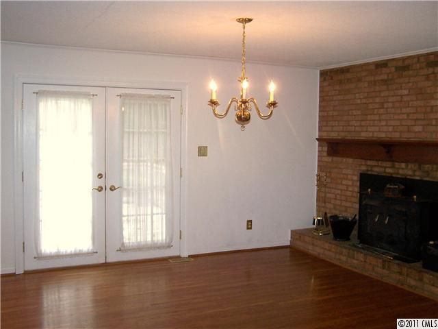 2385 Heavner Rd, Lincolnton, NC 28092