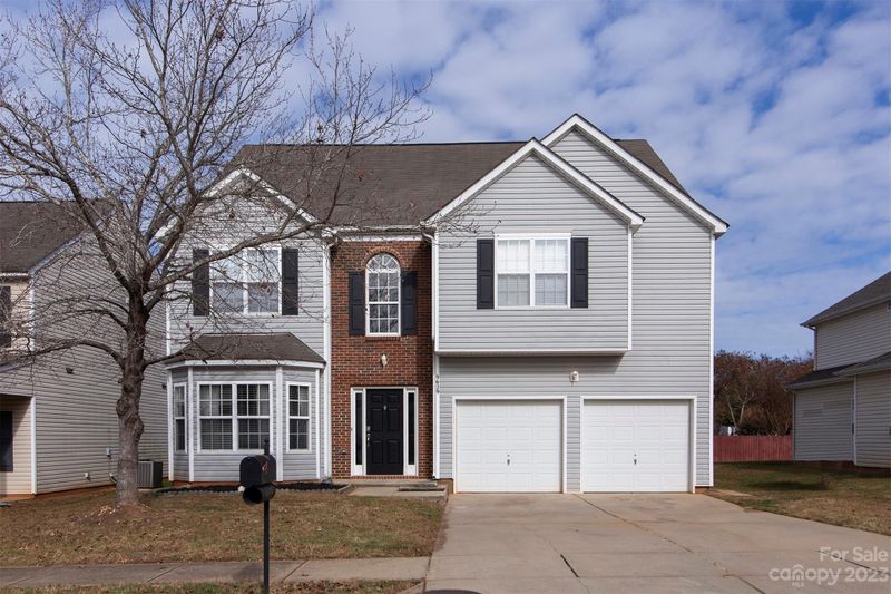 9629 Rothman Ln, Charlotte, NC 28215