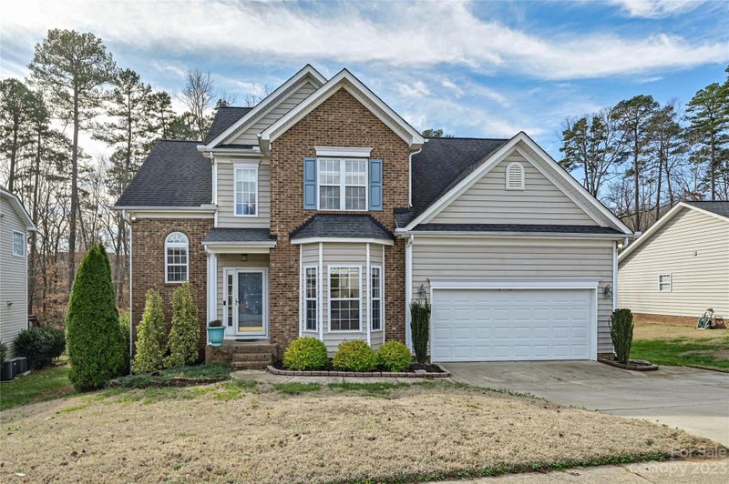 432 Riverfront Pw, Mount Holly, NC 28120