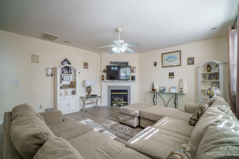 13107 Hamilton Green Dr, Charlotte, NC 28273