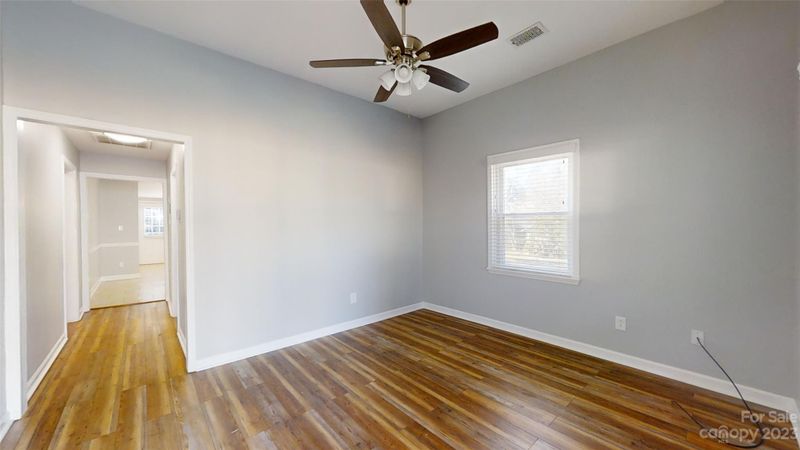 316 E Jennings St, Lincolnton, NC 28092