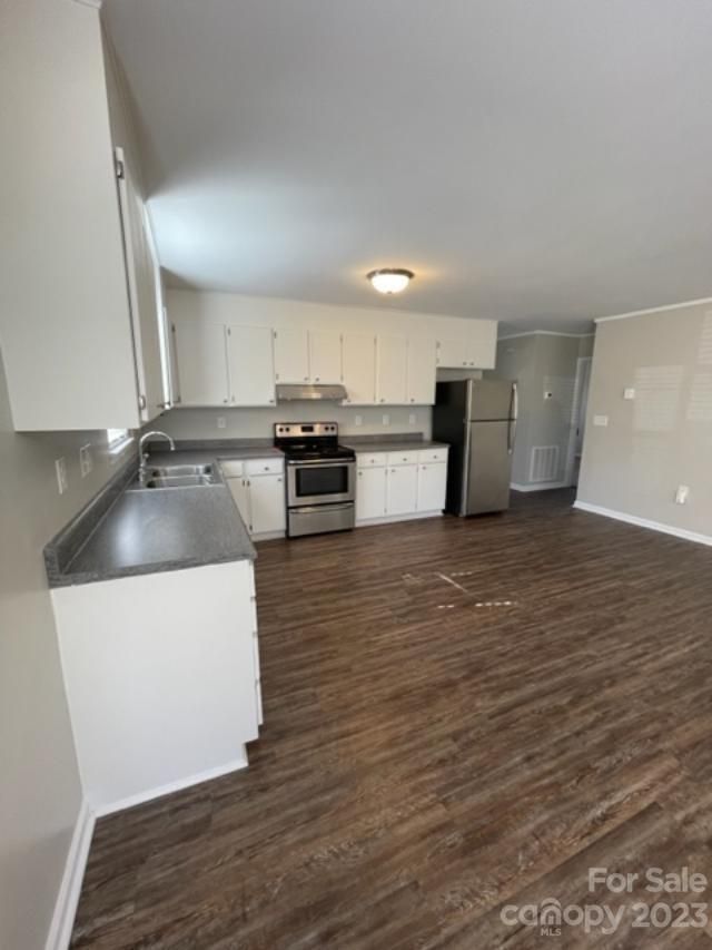 145 Mock Rd, Davidson, NC 28036