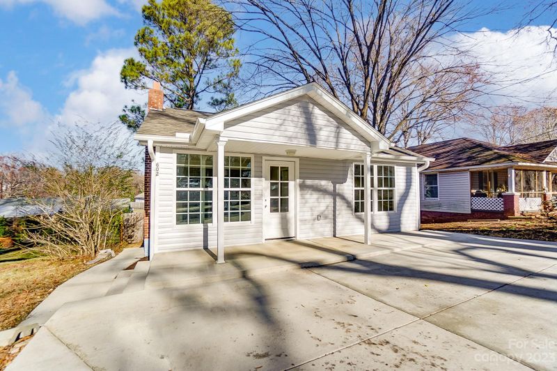 602 Balsam Ave, Kannapolis, NC 28081