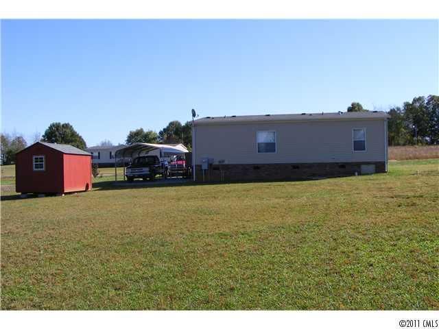 2033 Carpenters Square Rd, Crouse, NC 28033