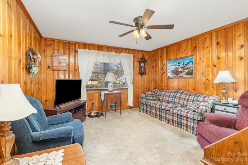 2308 Clay St, Kannapolis, NC 28083