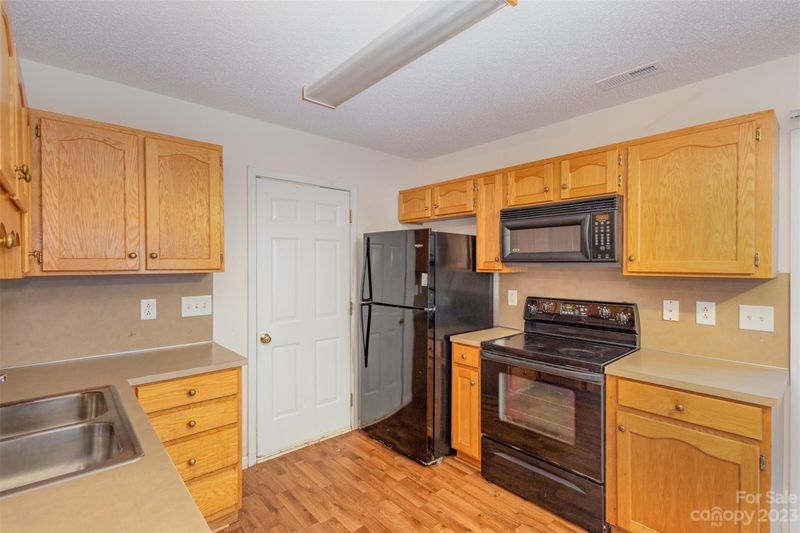 2816 Waycross Dr, Monroe, NC 28110