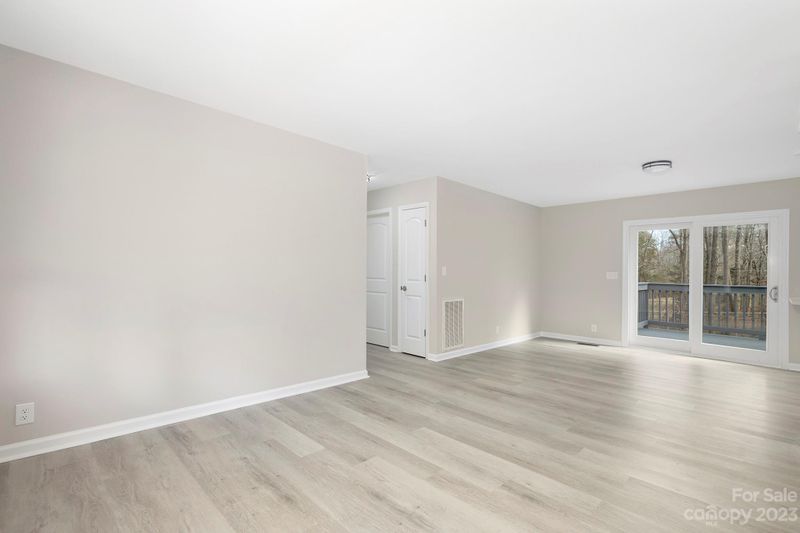 4210 Wrentree Dr, Dallas, NC 28034