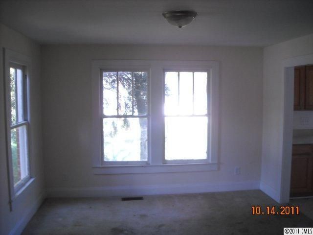 517 Cascade Rd, Mooresville, NC 28115
