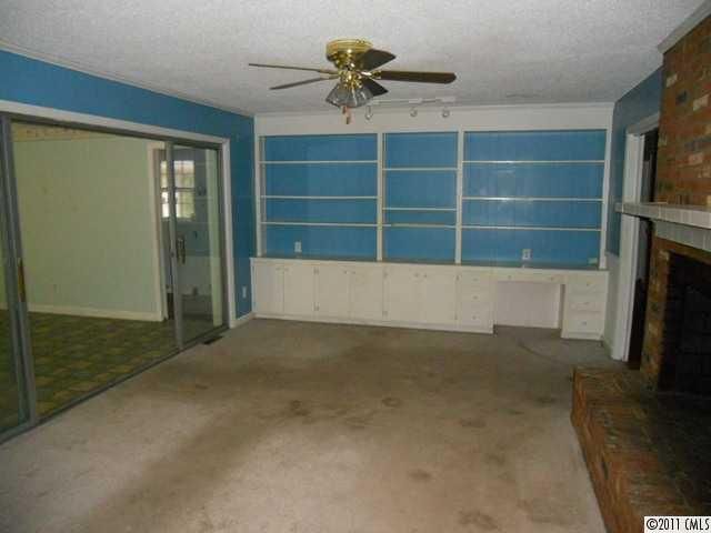 537 Roy Eaker Rd, Cherryville, NC 28021