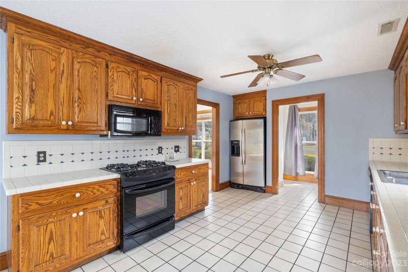 1758 Lesa Lin Dr, Monroe, NC 28112