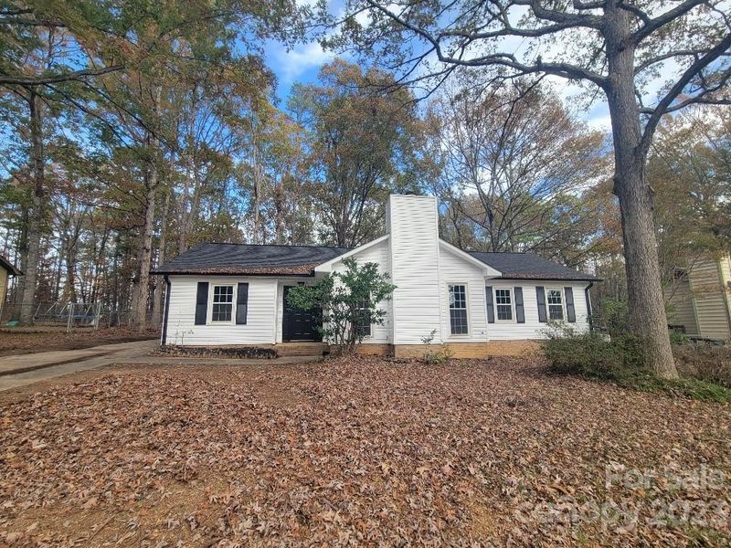 8404 Red Lantern Rd, Indian Trail, NC 28079
