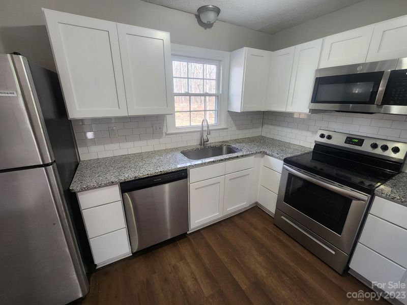 8404 Red Lantern Rd, Indian Trail, NC 28079