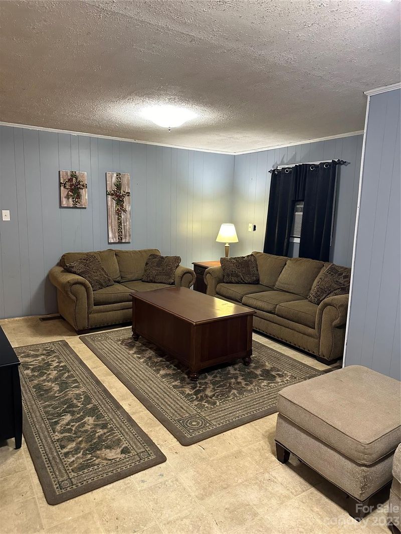 4198 Cat Square Rd, Vale, NC 28168