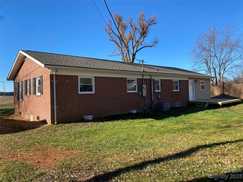 466 E Lackey Farm Rd, Stony Point, NC 28678