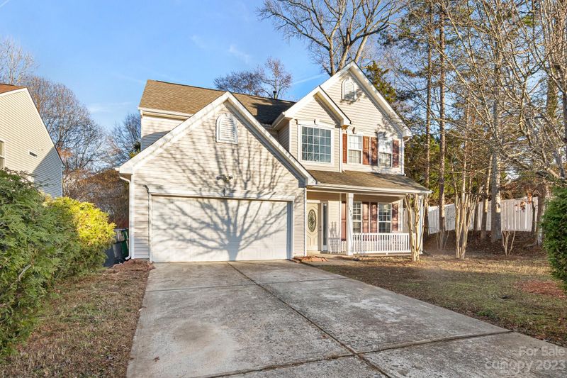 8902 Firestreak Dr, Charlotte, NC 28216