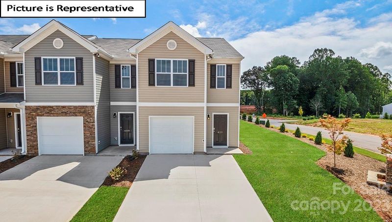 9119 Lowfalls Ln, Charlotte, NC 28216