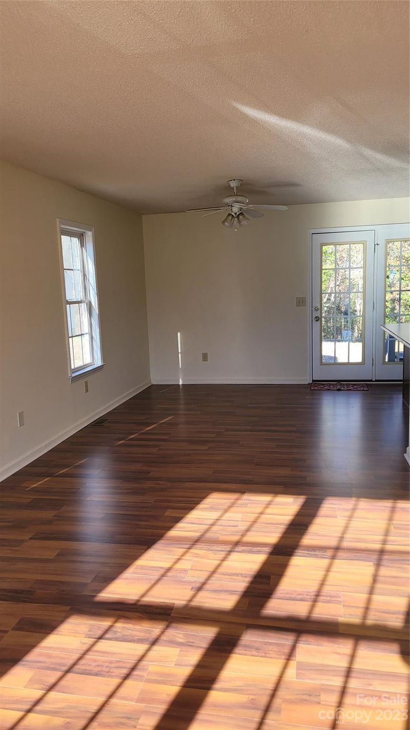 901 Floyd Ln, Gastonia, NC 28052