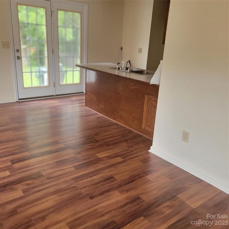 901 Floyd Ln, Gastonia, NC 28052