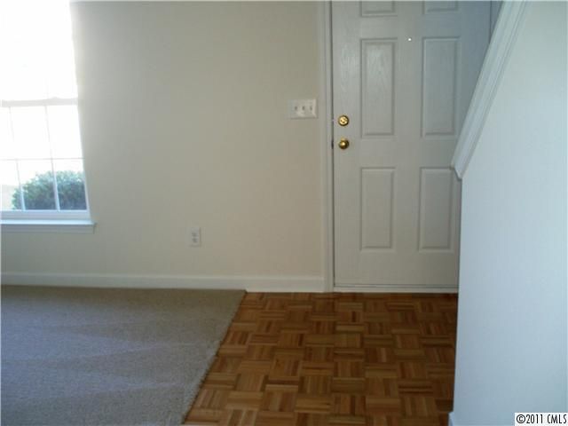 7680 Black Hawk Ln, Tega Cay, SC 29708