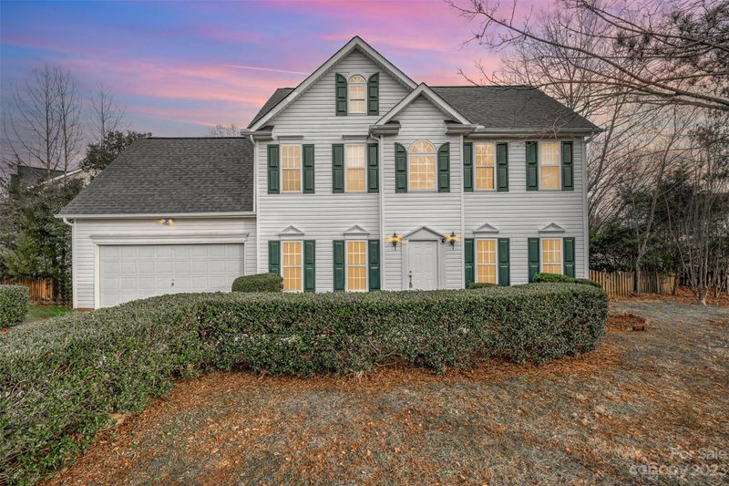 9220 Mitchell Glen Dr, Charlotte, NC 28277