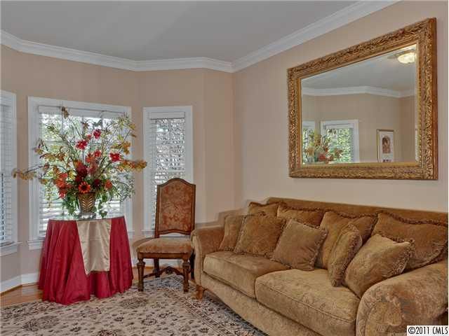 4911 Shannamara Dr, Matthews, NC 28104