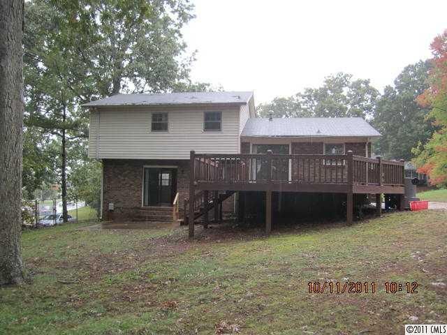 1061 Mclaughlin Dr, Charlotte, NC 28212