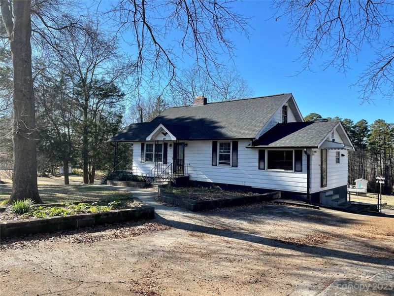 2873 Beaty Rd, Gastonia, NC 28056