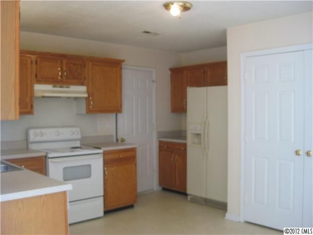 2705 Cressa Ct, Charlotte, NC 28273