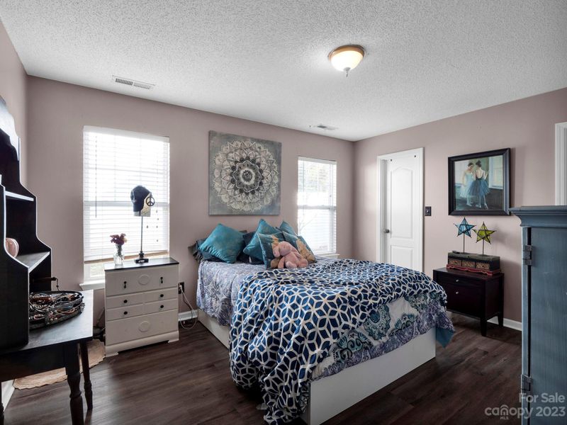 428 Amir Cir, Matthews, NC 28105