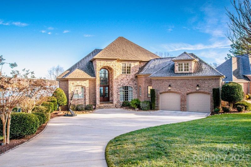 9204 Sherbourne Ln #62, Sherrills Ford, NC 28673