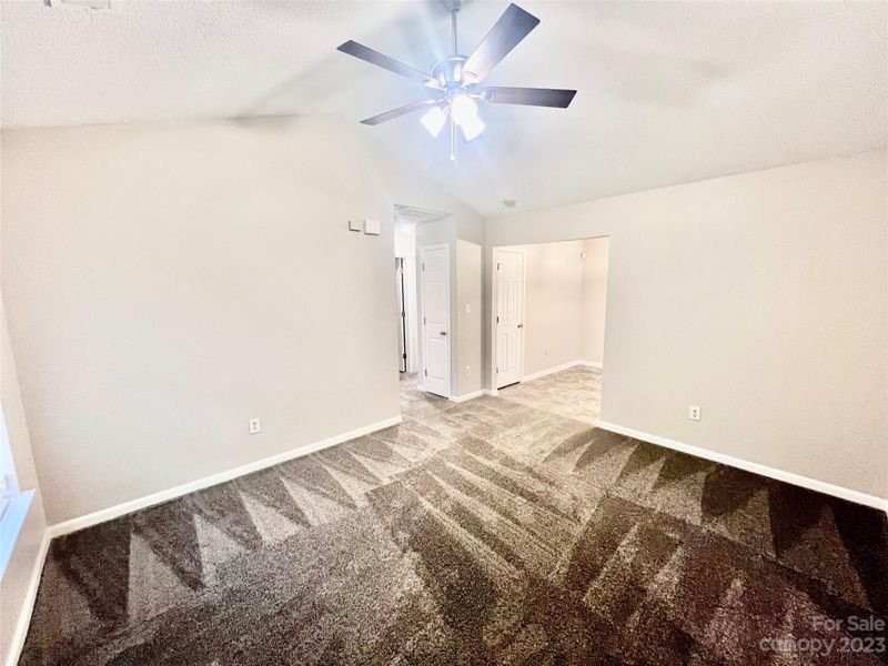 1312 Long Grass Ct, Charlotte, NC 28216