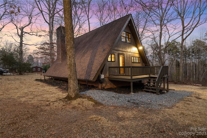 1859 Oleander Dr, Conover, NC 28613