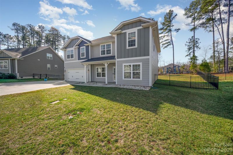 6982 Collinwood Ln, Locust, NC 28097