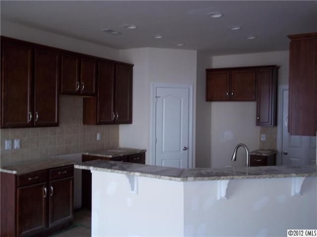 5332 Allison Ln #252, Charlotte, NC 28277