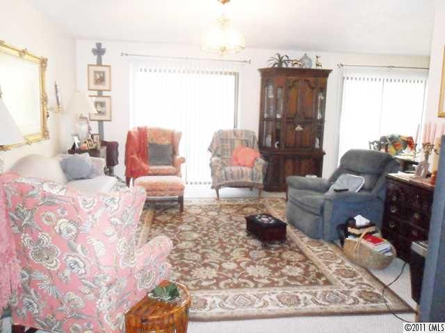 1308 Joyce Dr #9, Cherryville, NC 28021