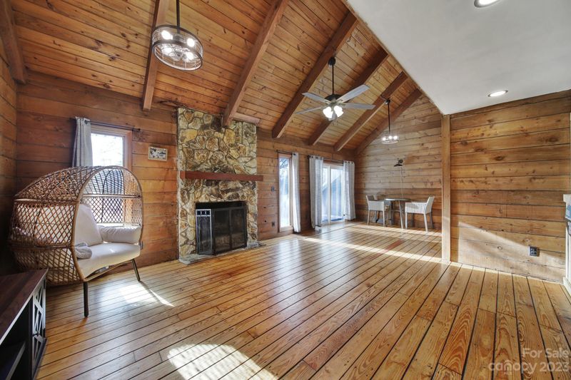 4053 Point Clear Dr, Tega Cay, SC 29708