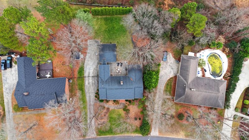 1600 Piccadilly Dr, Charlotte, NC 28211