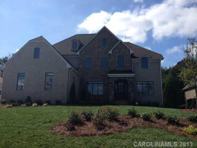 302 Montrose Dr, Waxhaw, NC 28173